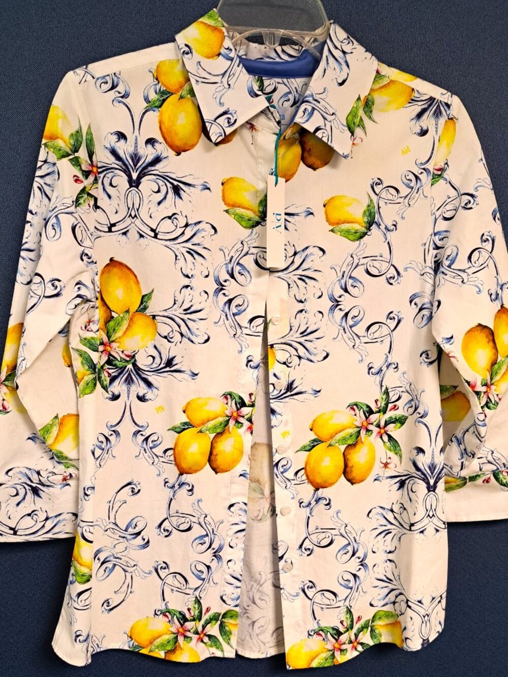 LADIES NWT PERLAVERA BRAND PRINTED LEMONS ON BUTTON UP COTTON SHIRT SZ SM